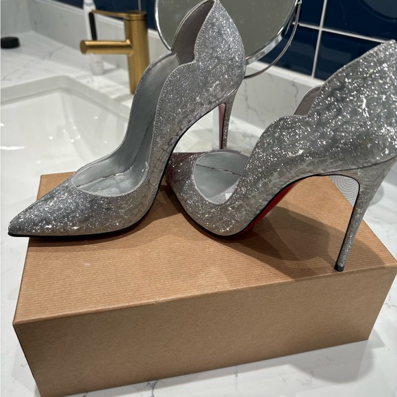 Silver Glitter Women's Shoes - Picture 6 of 6